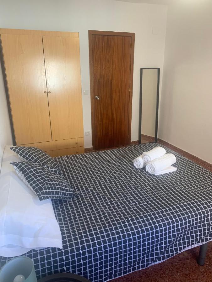 Room Valdeolleros Cordoba Exterior photo